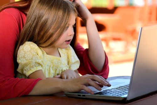 kid child learning laptop parent